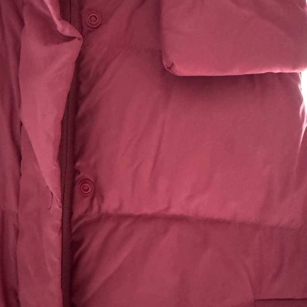 lululemon Wunder Puff Cropped Vest in Pink Lychee - Picture 5 of 9
